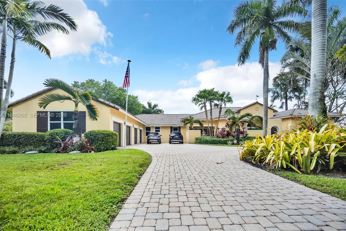 14211 Sunset Ln, Southwest Ranches FL 33330