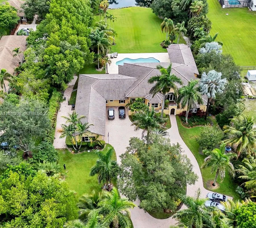 14211 Sunset Ln, Southwest Ranches FL 33330