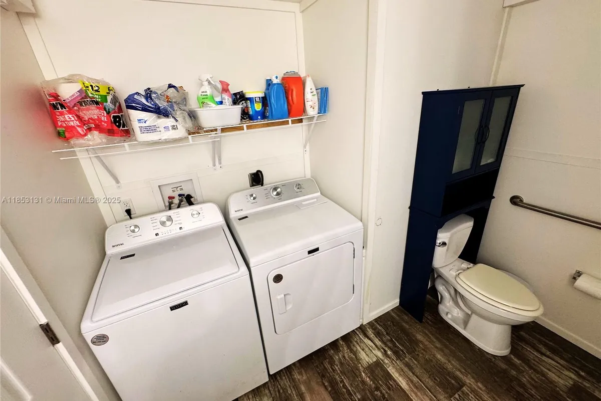 1321 BLUFF HAMMOCK RD, Lorida FL 33857