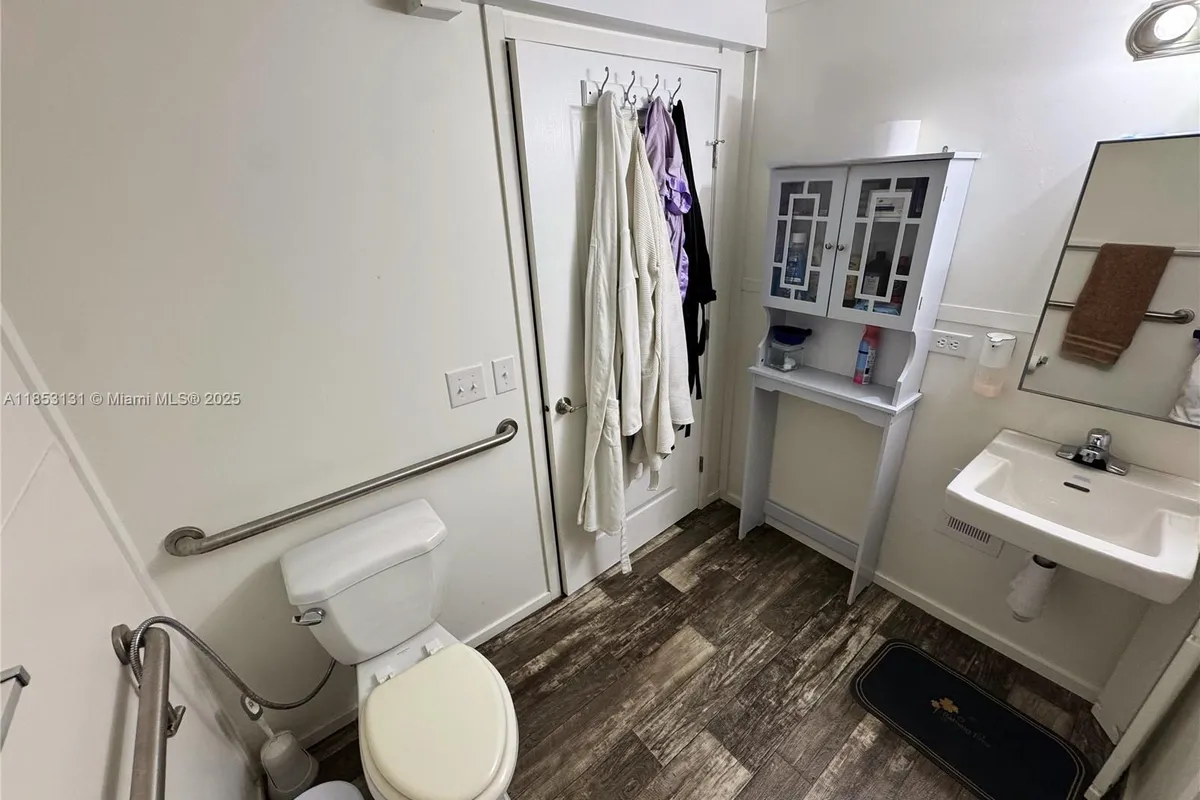 1321 BLUFF HAMMOCK RD, Lorida FL 33857