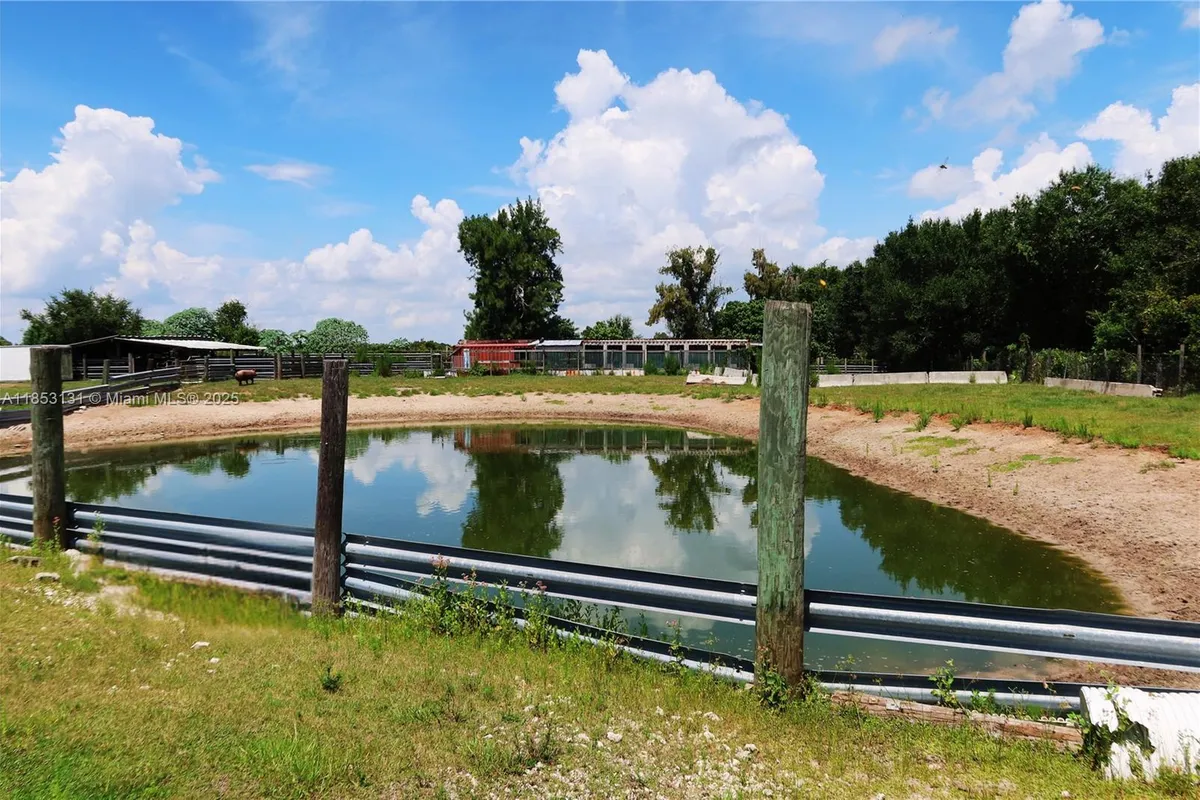 1321 BLUFF HAMMOCK RD, Lorida FL 33857