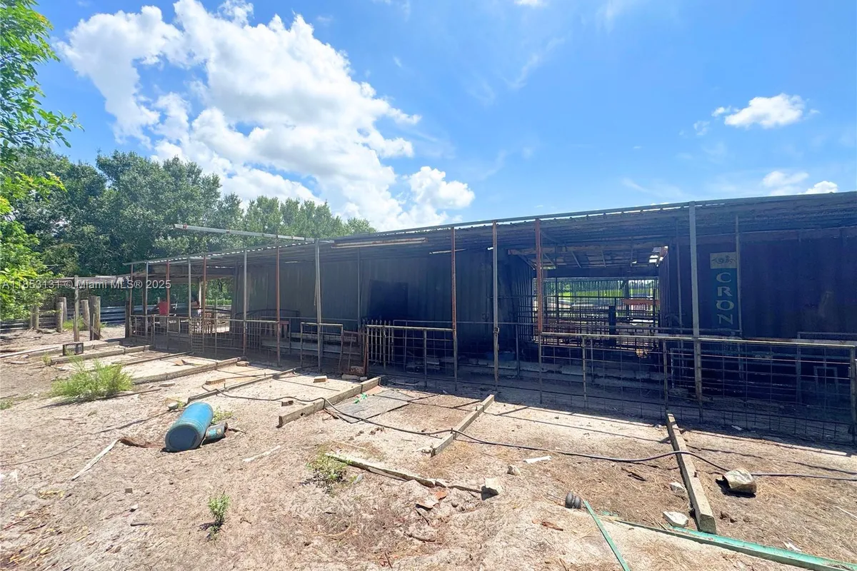 1321 BLUFF HAMMOCK RD, Lorida FL 33857