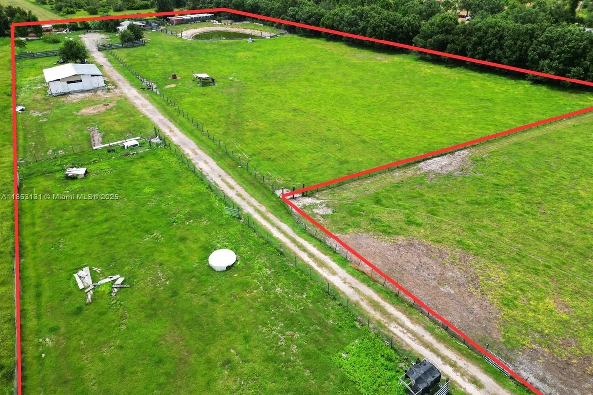 1321 BLUFF HAMMOCK RD, Lorida FL 33857