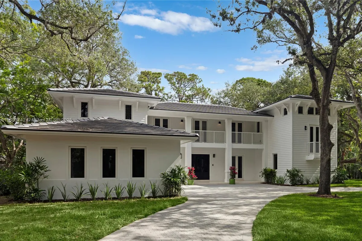 5835 SW 81st St, South Miami FL 33143