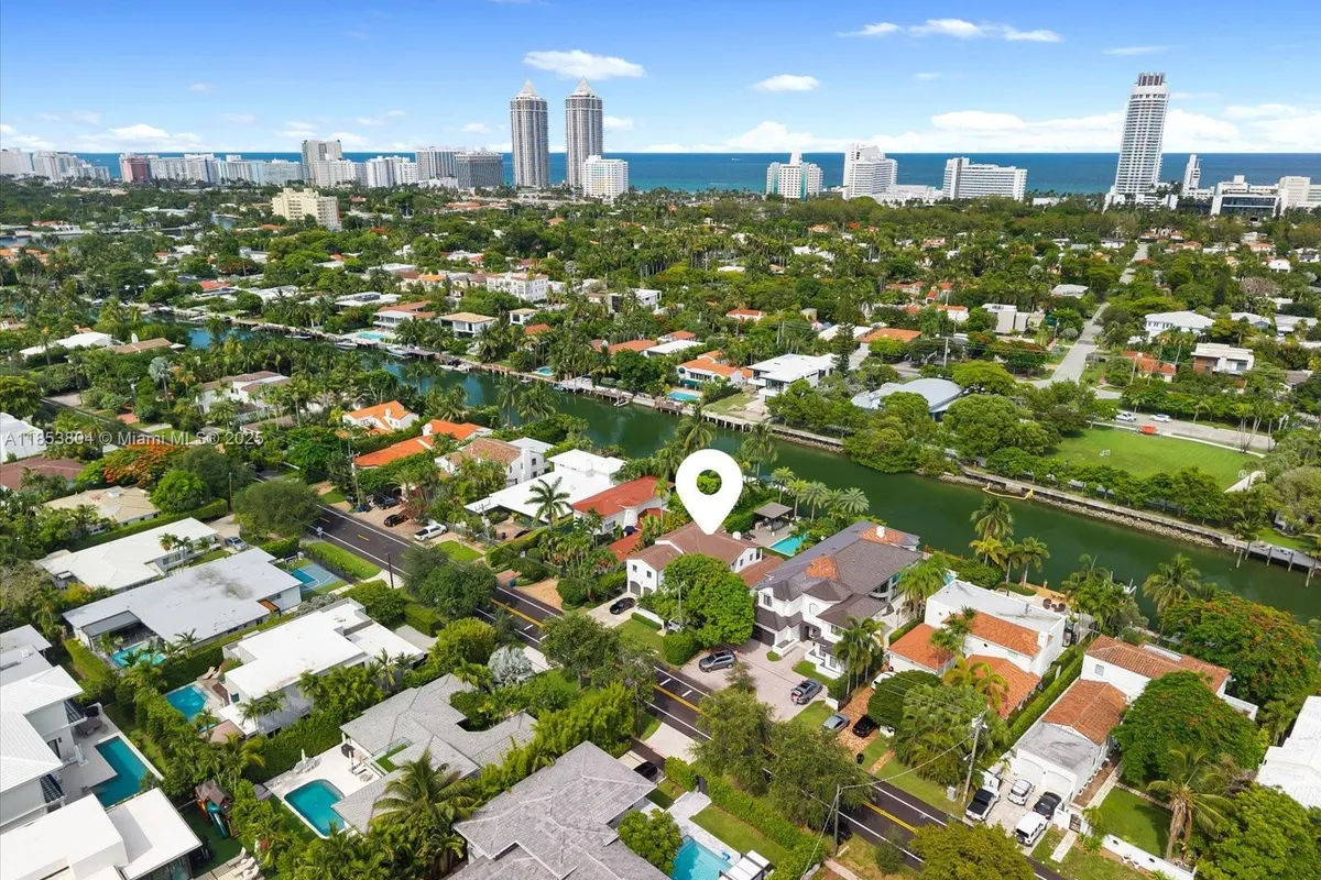 4475 N Meridian Ave, Miami Beach FL 33140