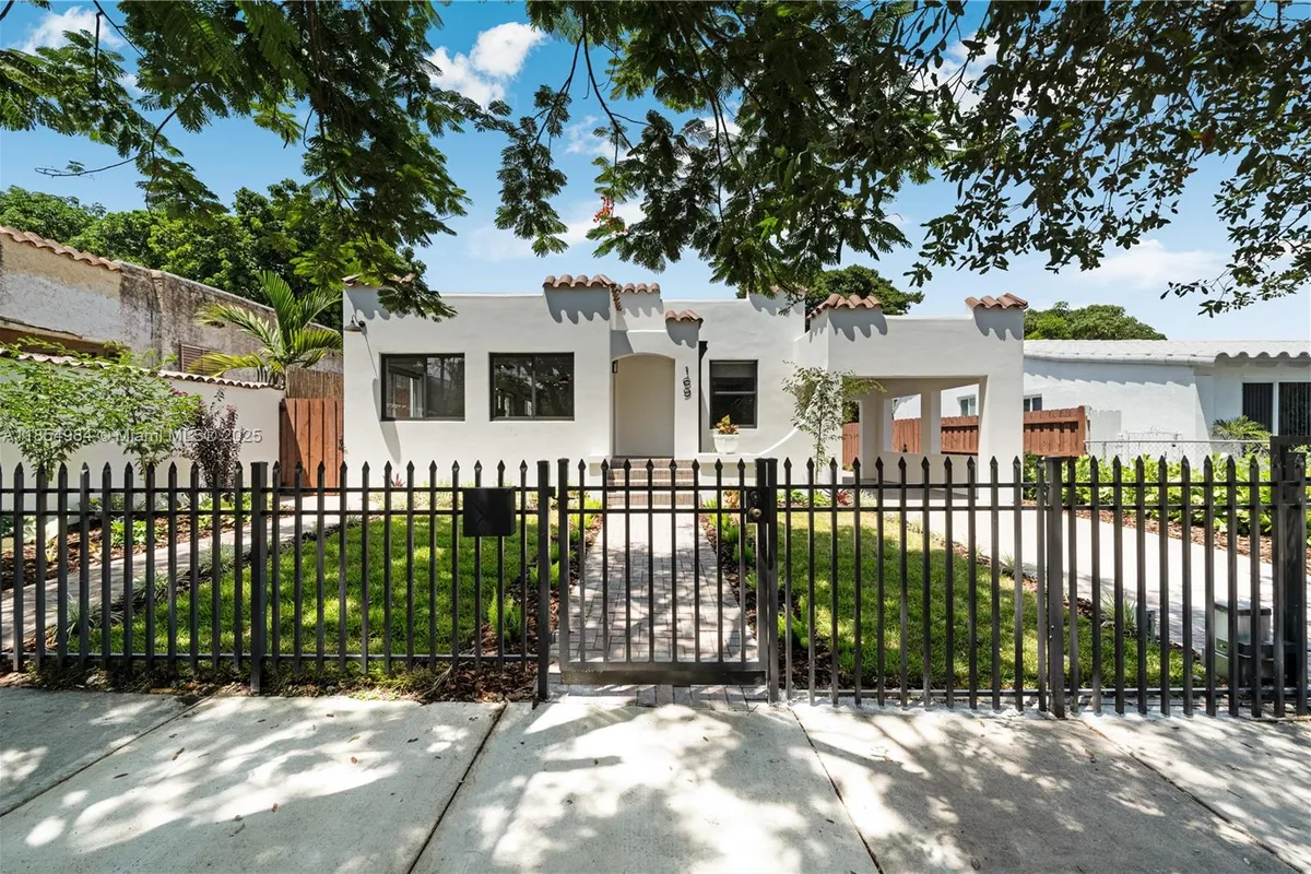 169 NE 48th St, Miami FL 33137