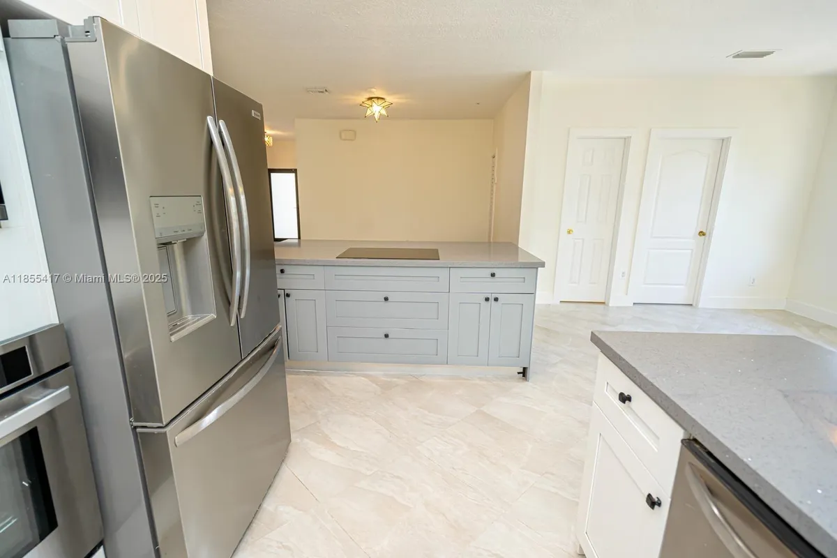 2810 SW 114th Ave, Miami FL 33165