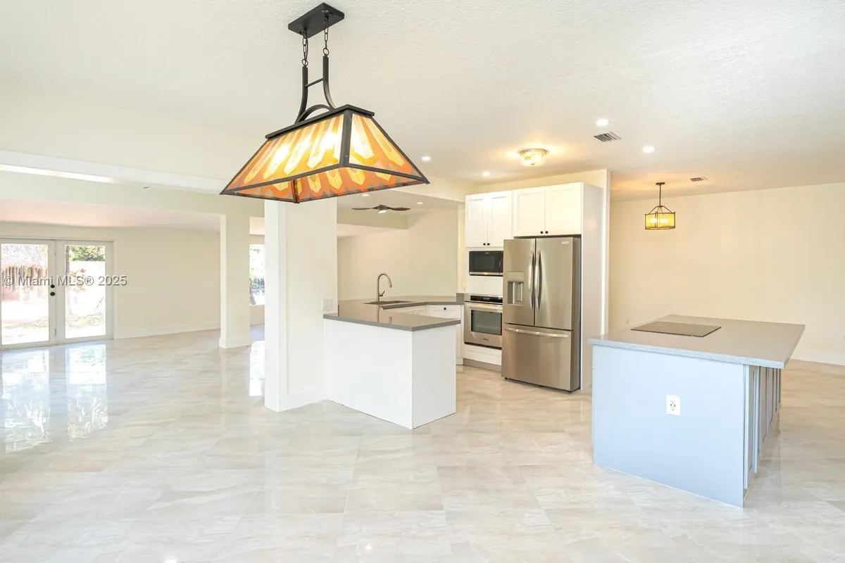 2810 SW 114th Ave, Miami FL 33165