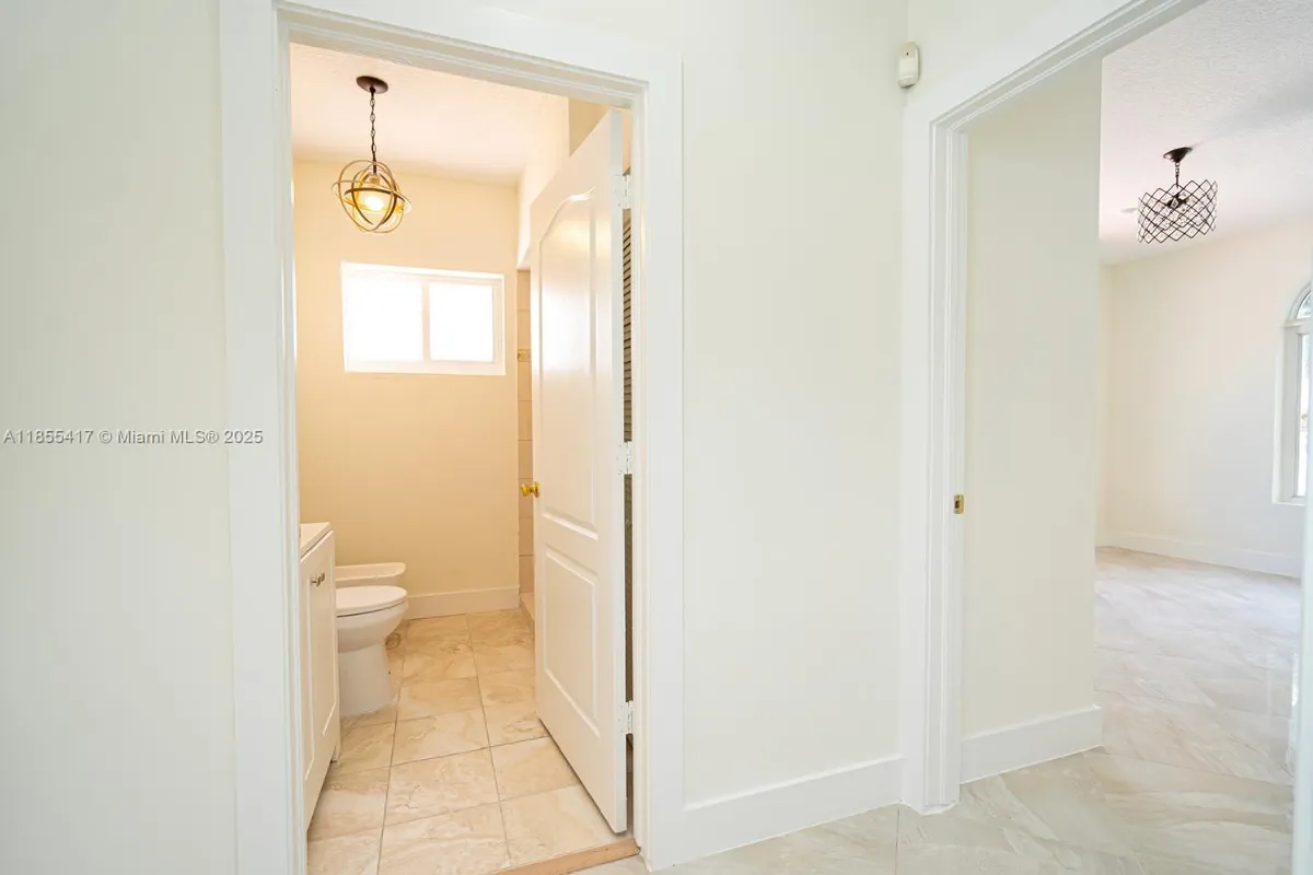 2810 SW 114th Ave, Miami FL 33165