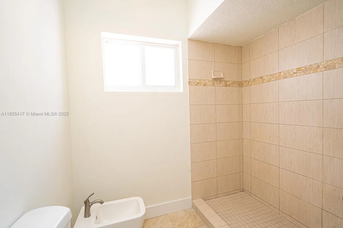 2810 SW 114th Ave, Miami FL 33165