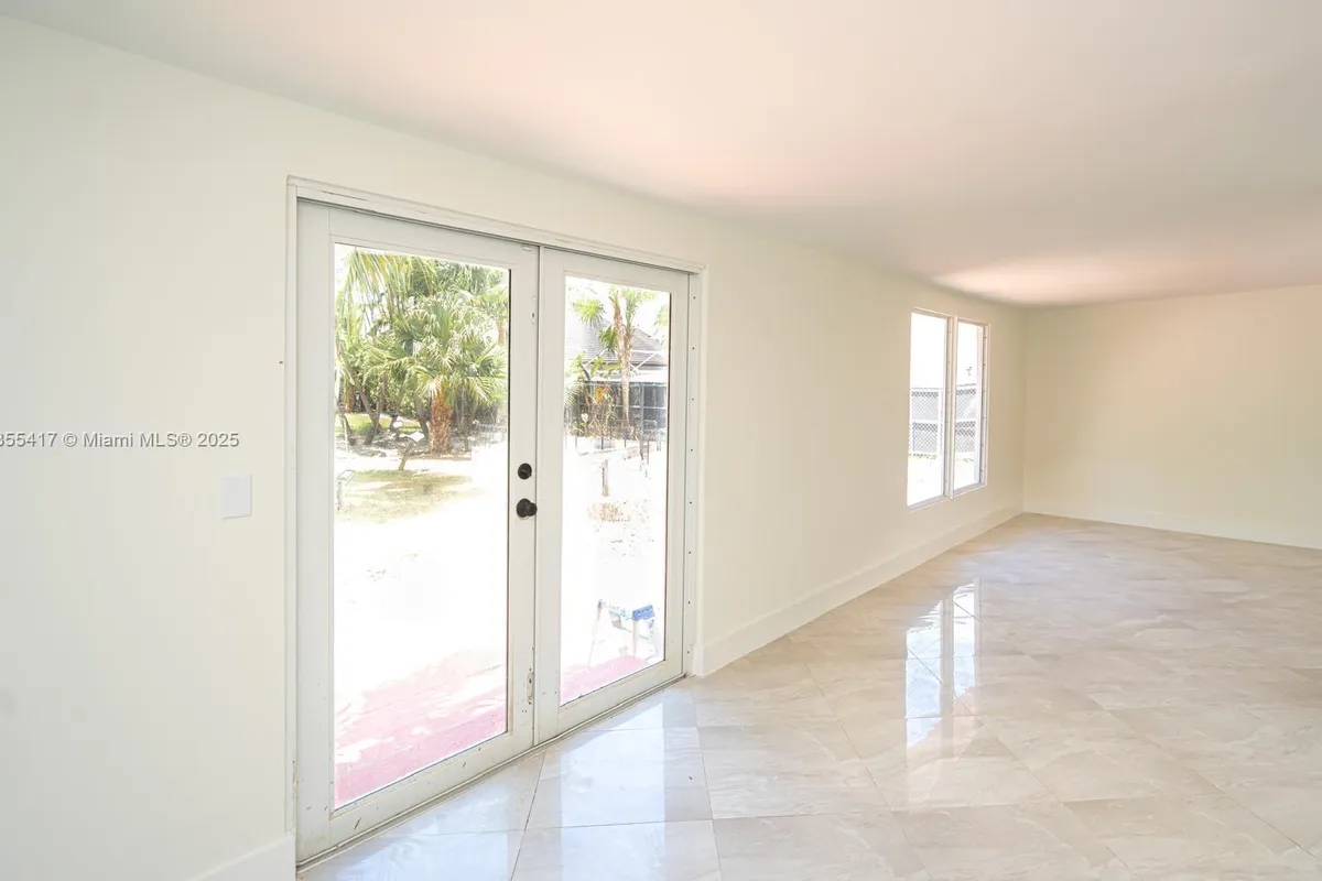 2810 SW 114th Ave, Miami FL 33165