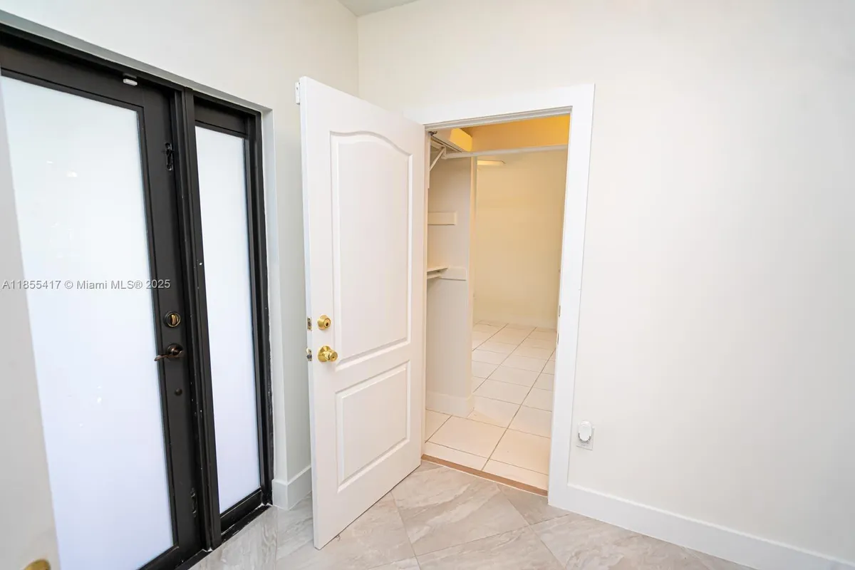 2810 SW 114th Ave, Miami FL 33165