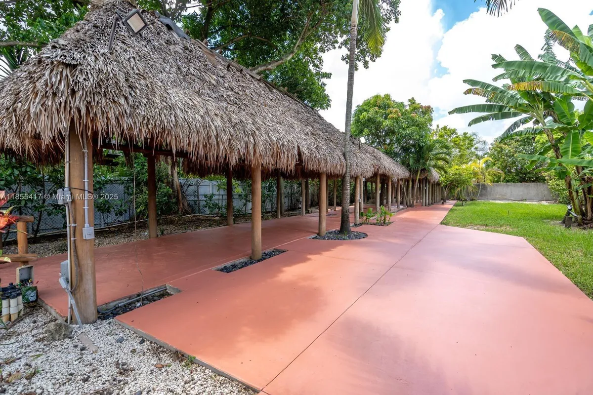 2810 SW 114th Ave, Miami FL 33165