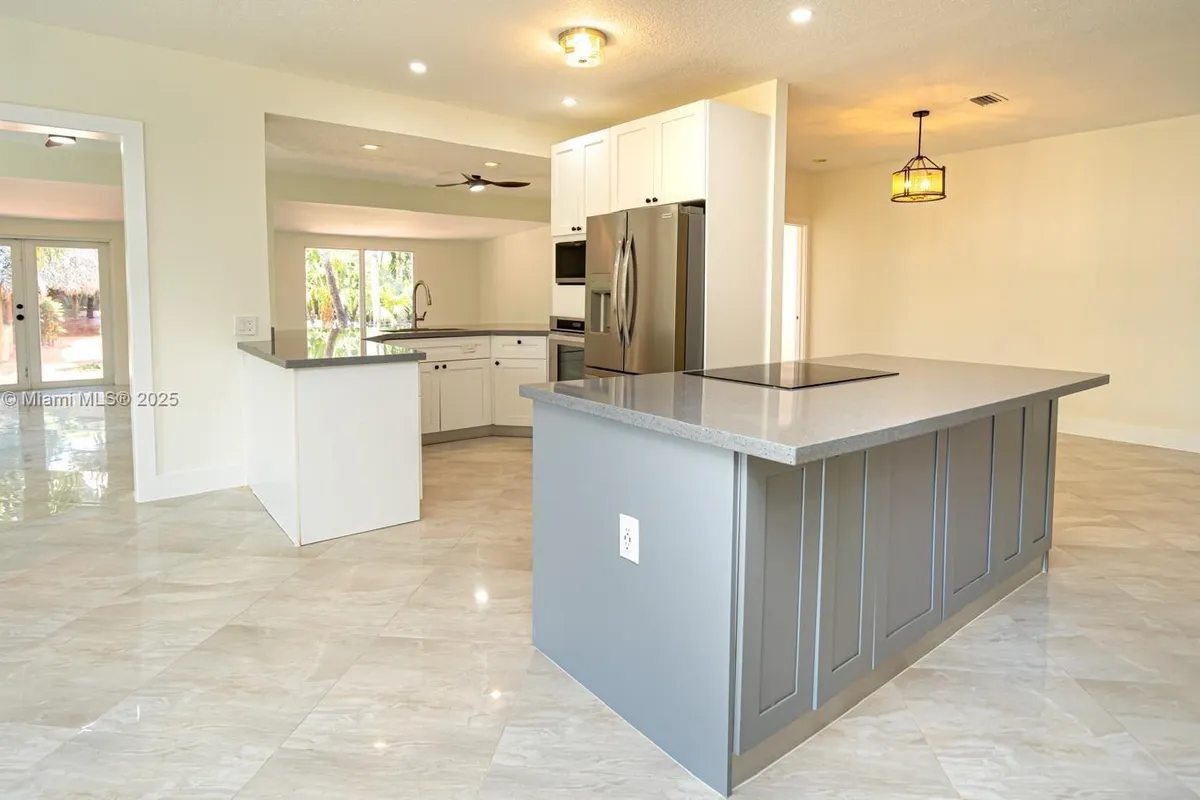 2810 SW 114th Ave, Miami FL 33165