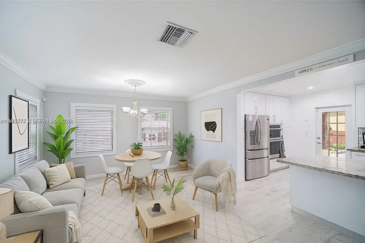 3715 SW 29th St, Miami FL 33134