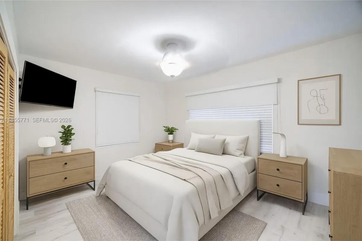 3715 SW 29th St, Miami FL 33134