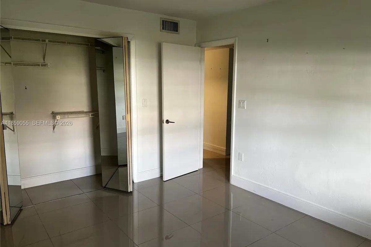 9350 SW 77th Ave # G1, Miami FL 33156