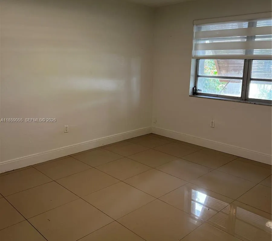 9350 SW 77th Ave # G1, Miami FL 33156