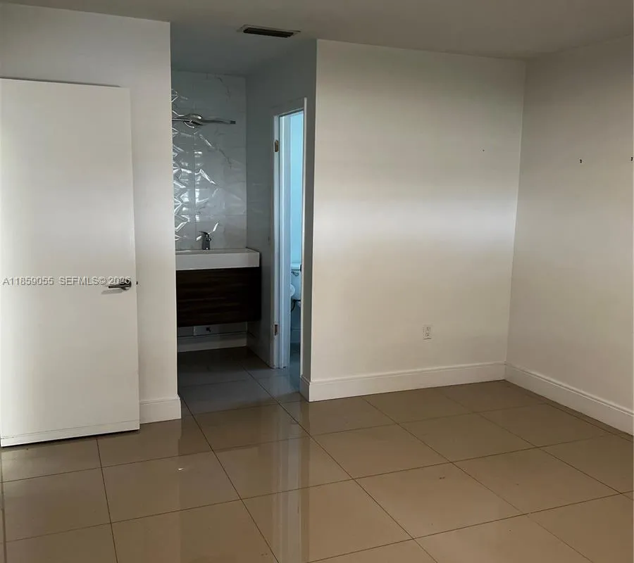 9350 SW 77th Ave # G1, Miami FL 33156