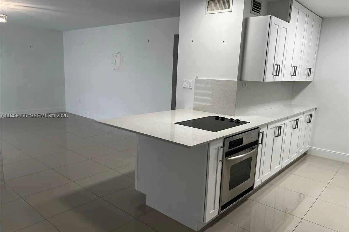 9350 SW 77th Ave # G1, Miami FL 33156