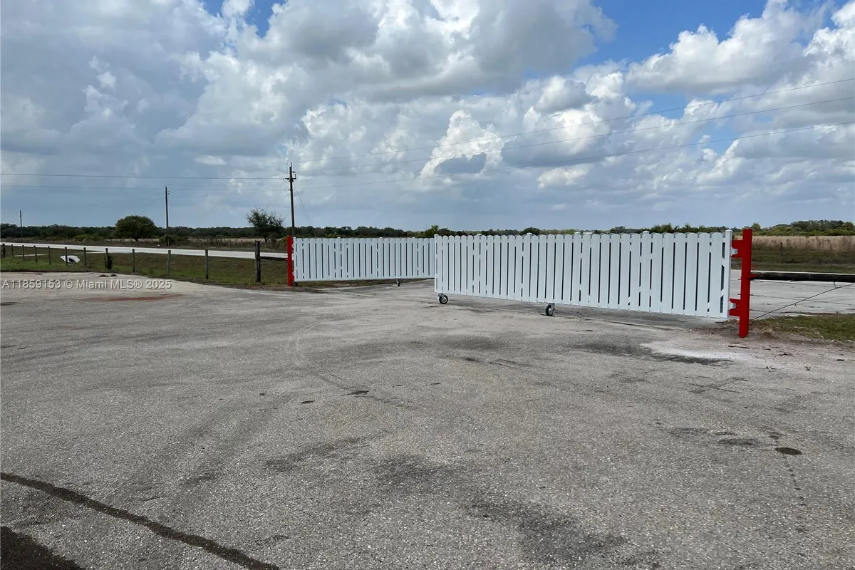 14961 SR W78, Moore Haven FL 33471