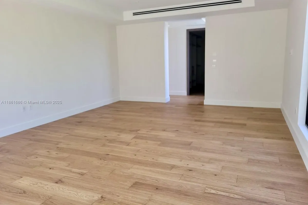 6250 SW 78th St, South Miami FL 33143