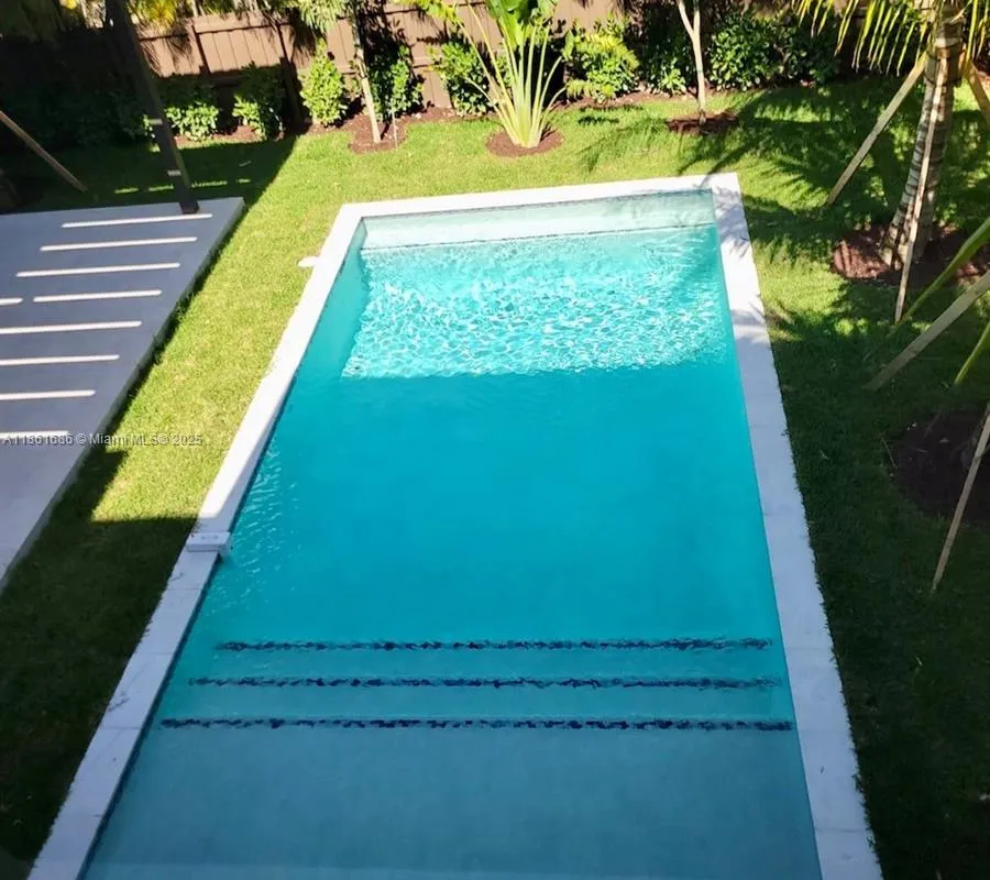 6250 SW 78th St, South Miami FL 33143