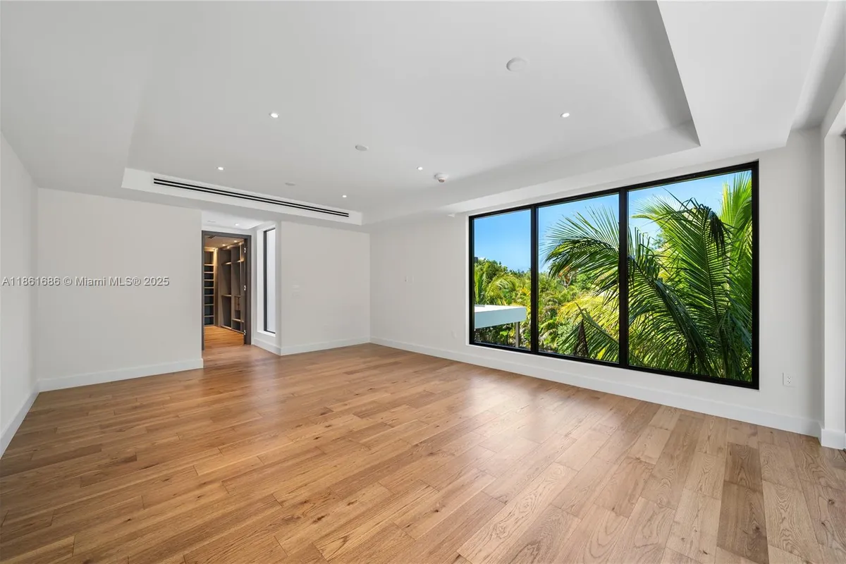 6250 SW 78th St, South Miami FL 33143