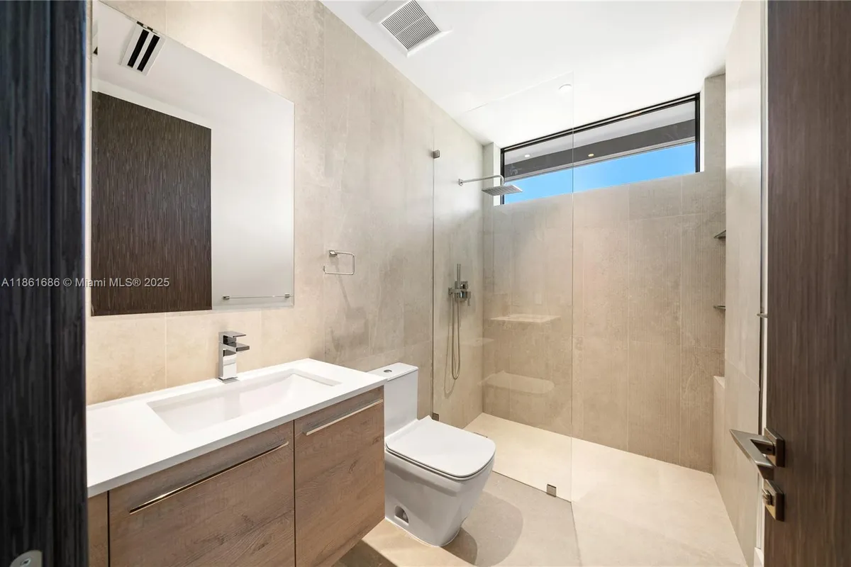 6250 SW 78th St, South Miami FL 33143