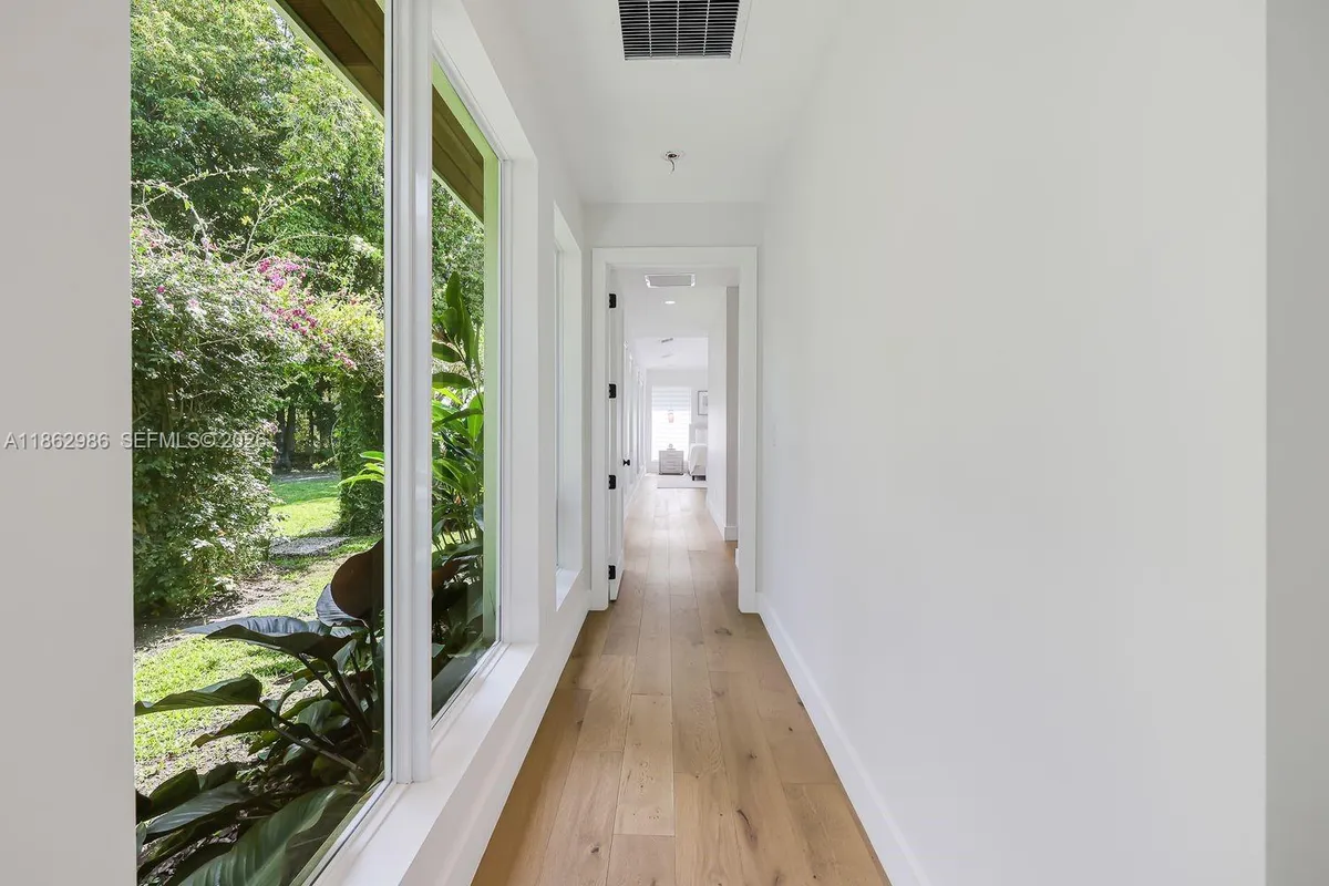 6910 SW 145th Ter, Palmetto Bay FL 33158