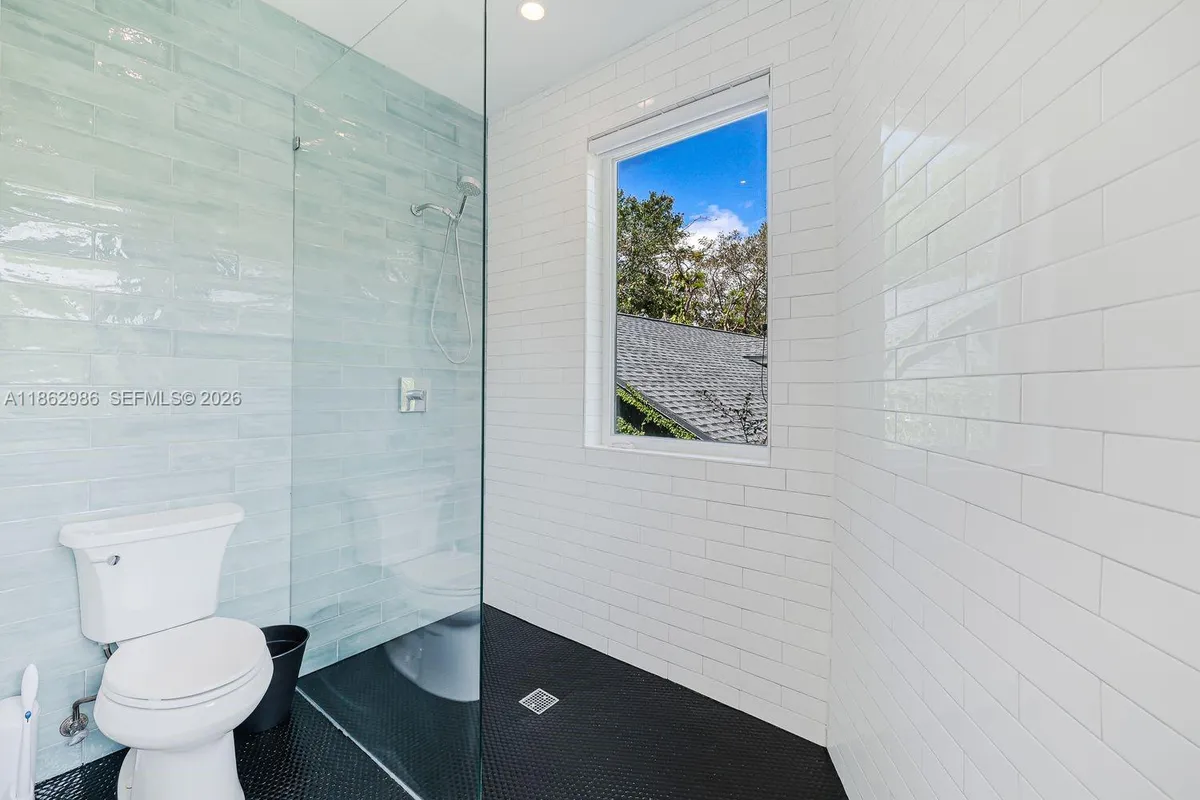 6910 SW 145th Ter, Palmetto Bay FL 33158