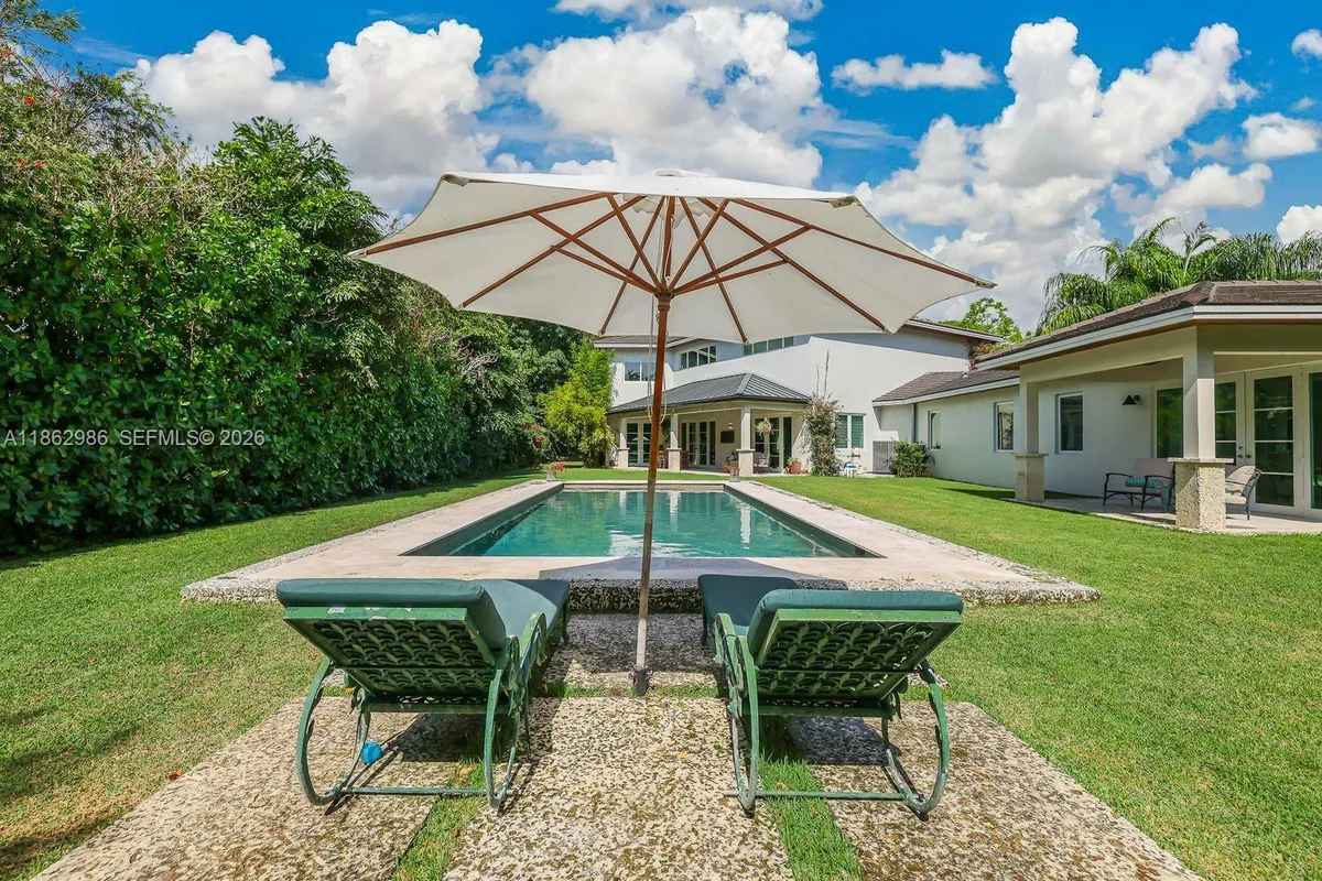 6910 SW 145th Ter, Palmetto Bay FL 33158