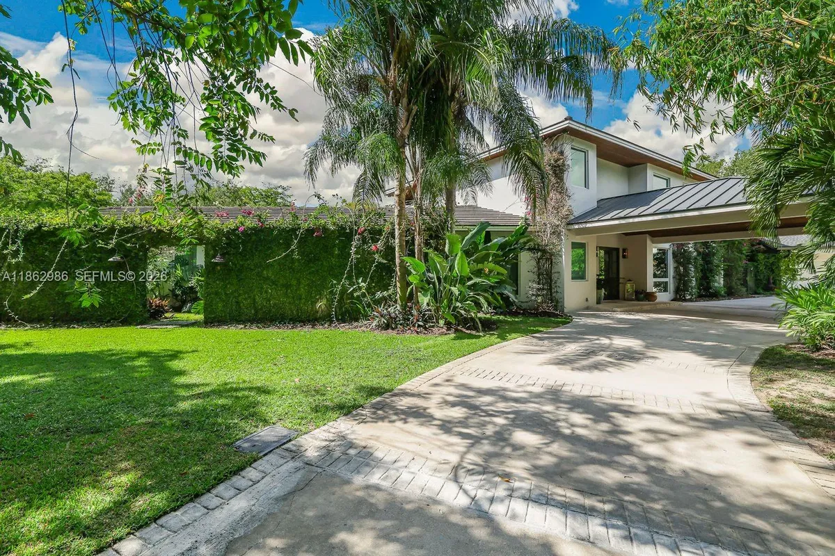 6910 SW 145th Ter, Palmetto Bay FL 33158