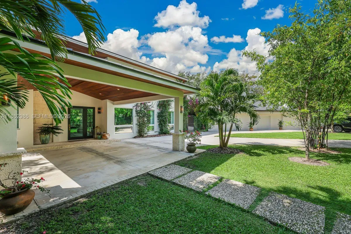 6910 SW 145th Ter, Palmetto Bay FL 33158