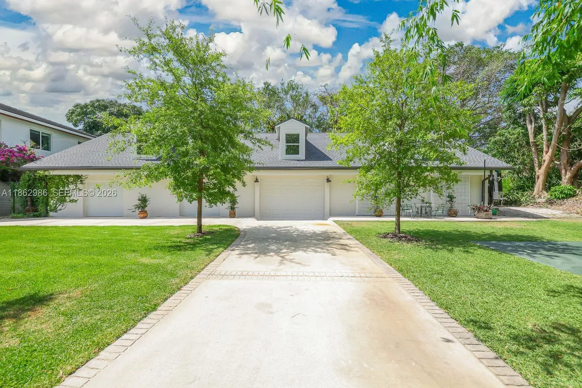 6910 SW 145th Ter, Palmetto Bay FL 33158