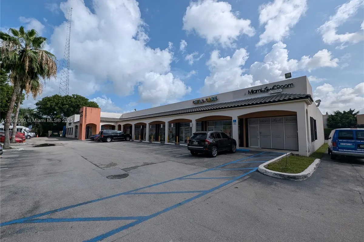 12975 W Okeechobee Rd # 10, Hialeah Gardens FL 33018