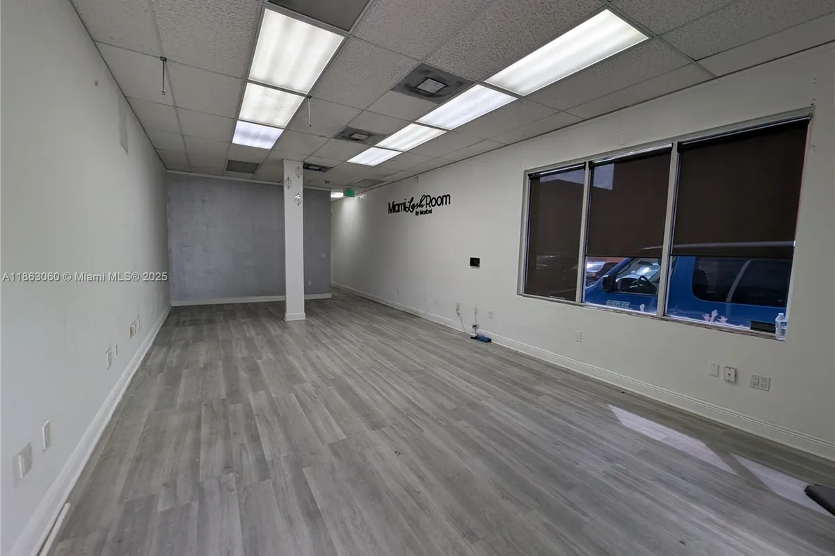 12975 W Okeechobee Rd # 10, Hialeah Gardens FL 33018