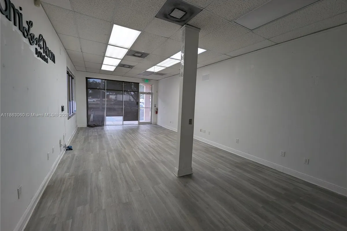 12975 W Okeechobee Rd # 10, Hialeah Gardens FL 33018