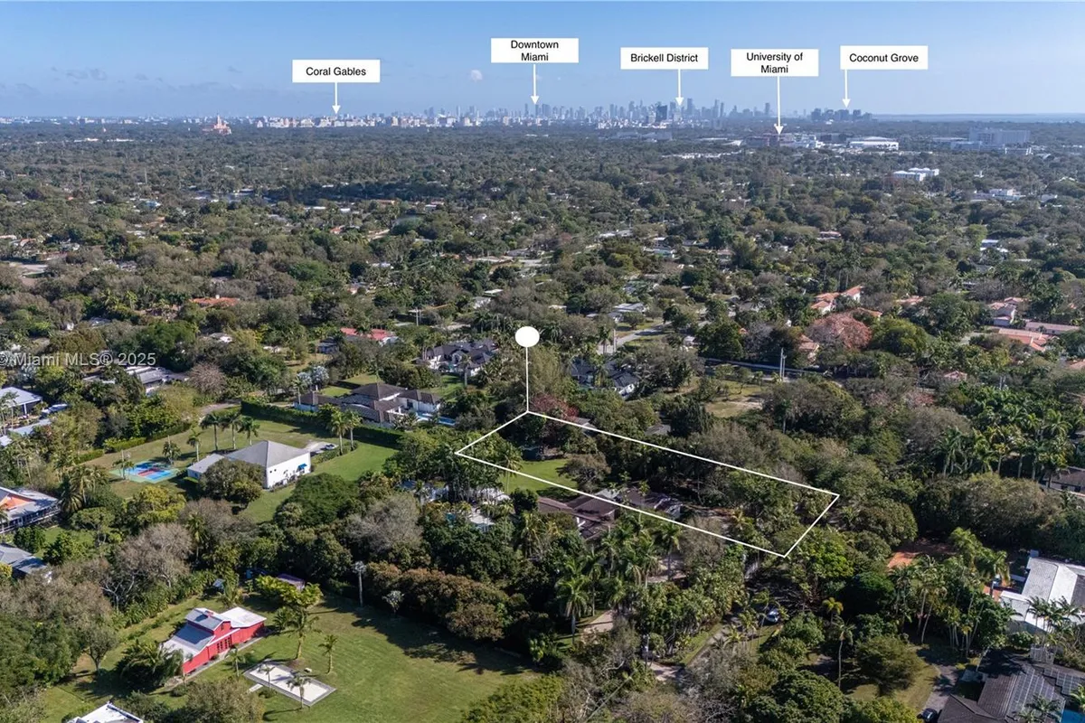 6767 SW 67th St, South Miami FL 33143