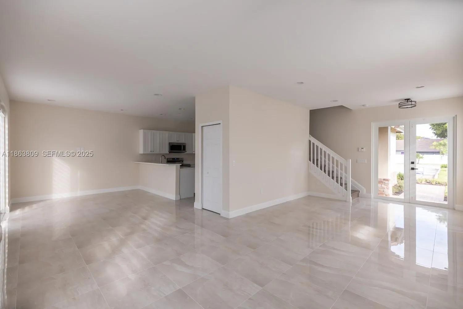 5400 NW 57th Ct, Tamarac FL 33319