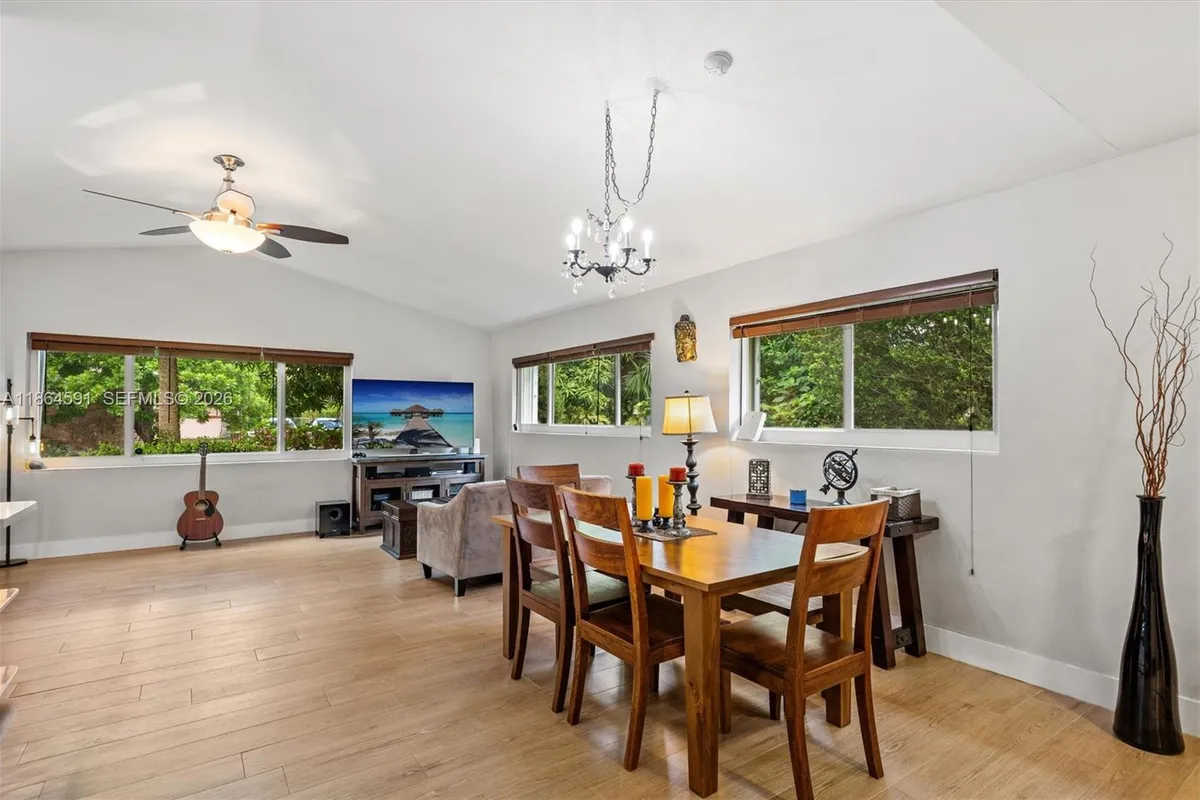 17625 SW 91st Ave., Palmetto Bay FL 33157