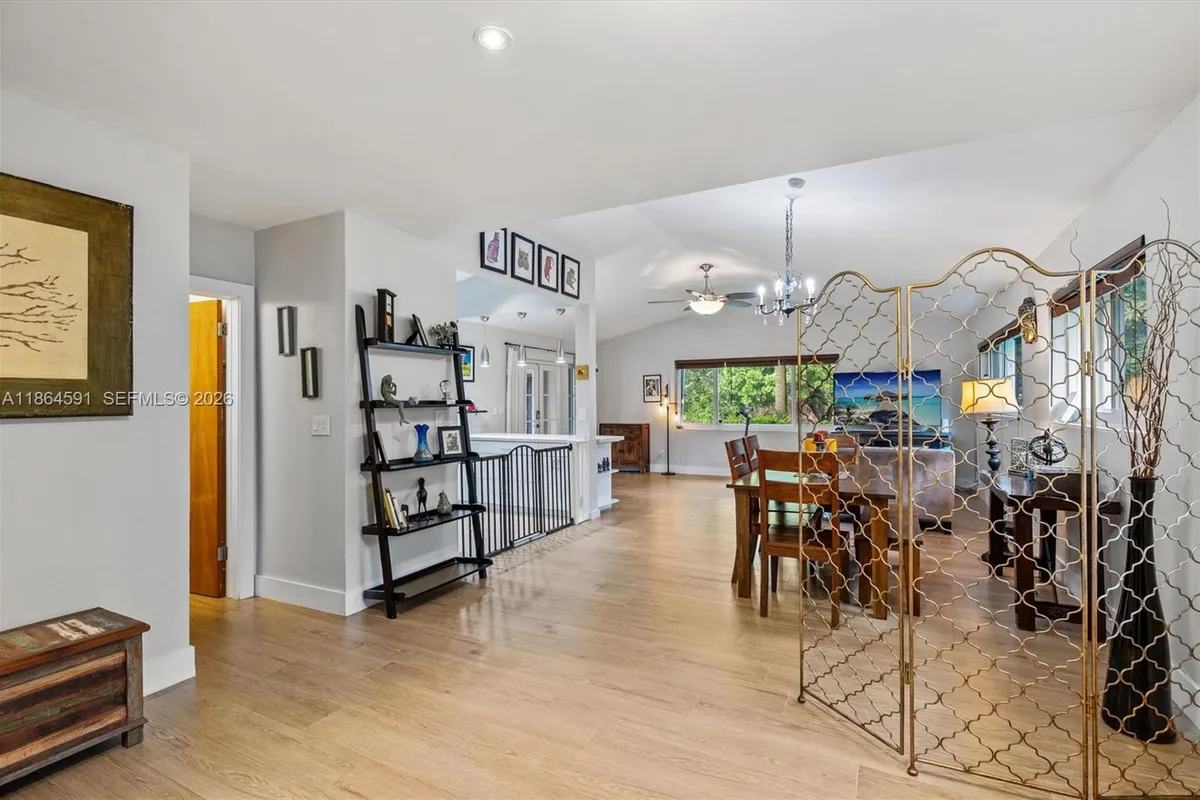 17625 SW 91st Ave., Palmetto Bay FL 33157