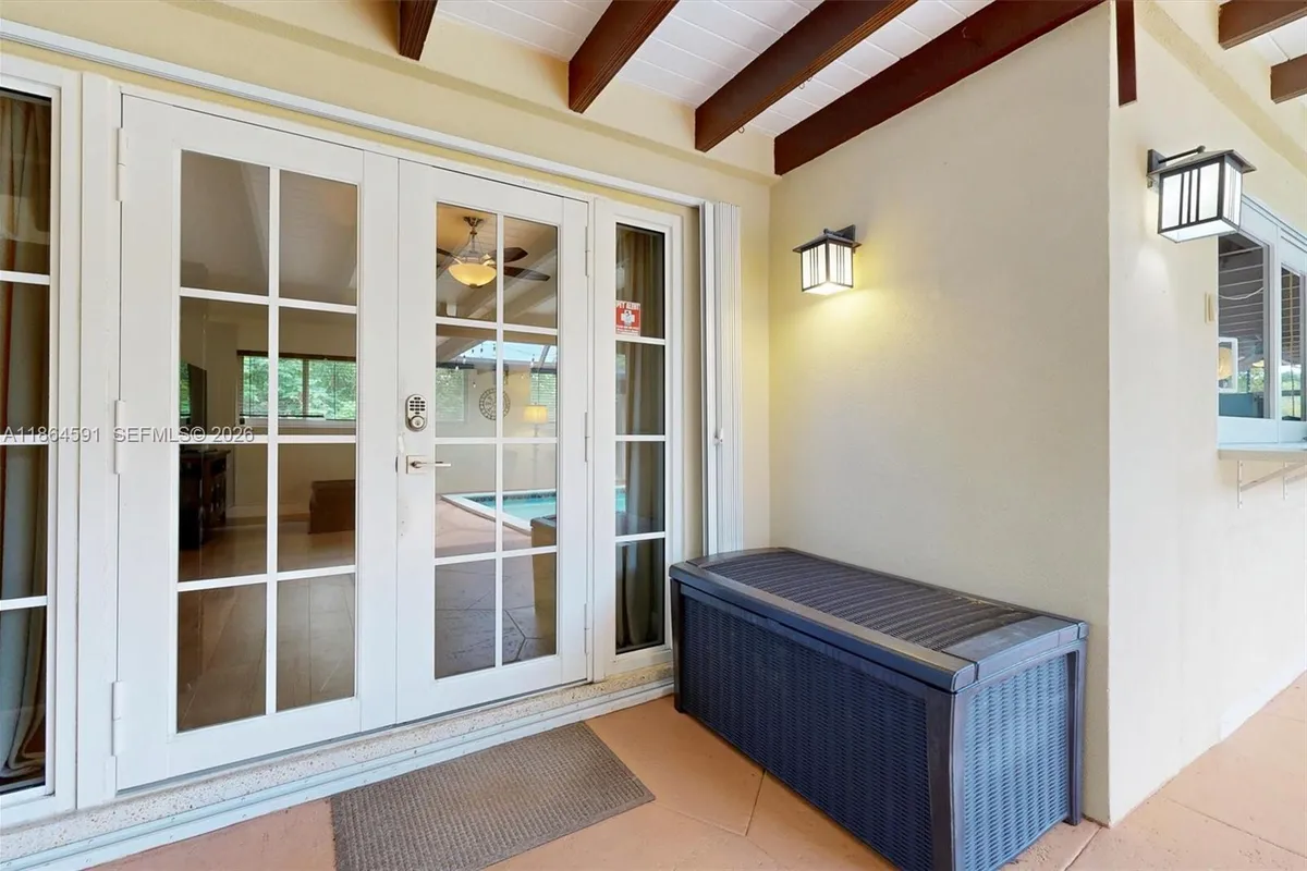 17625 SW 91st Ave., Palmetto Bay FL 33157