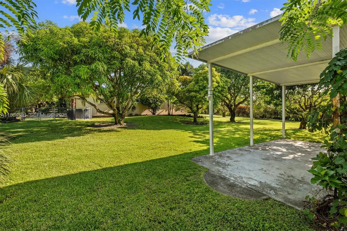 17625 SW 91st Ave., Palmetto Bay FL 33157