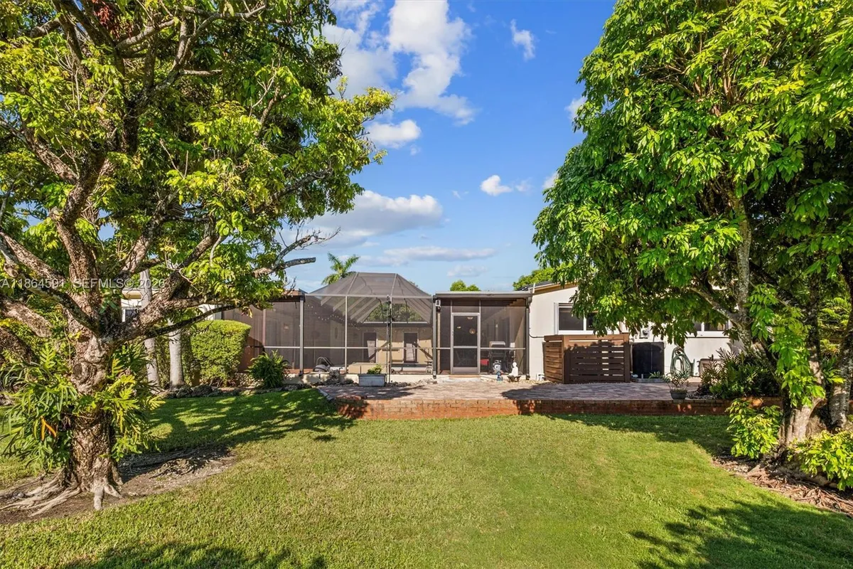 17625 SW 91st Ave., Palmetto Bay FL 33157