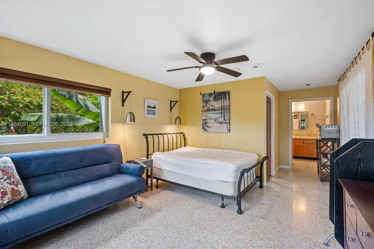 17625 SW 91st Ave., Palmetto Bay FL 33157