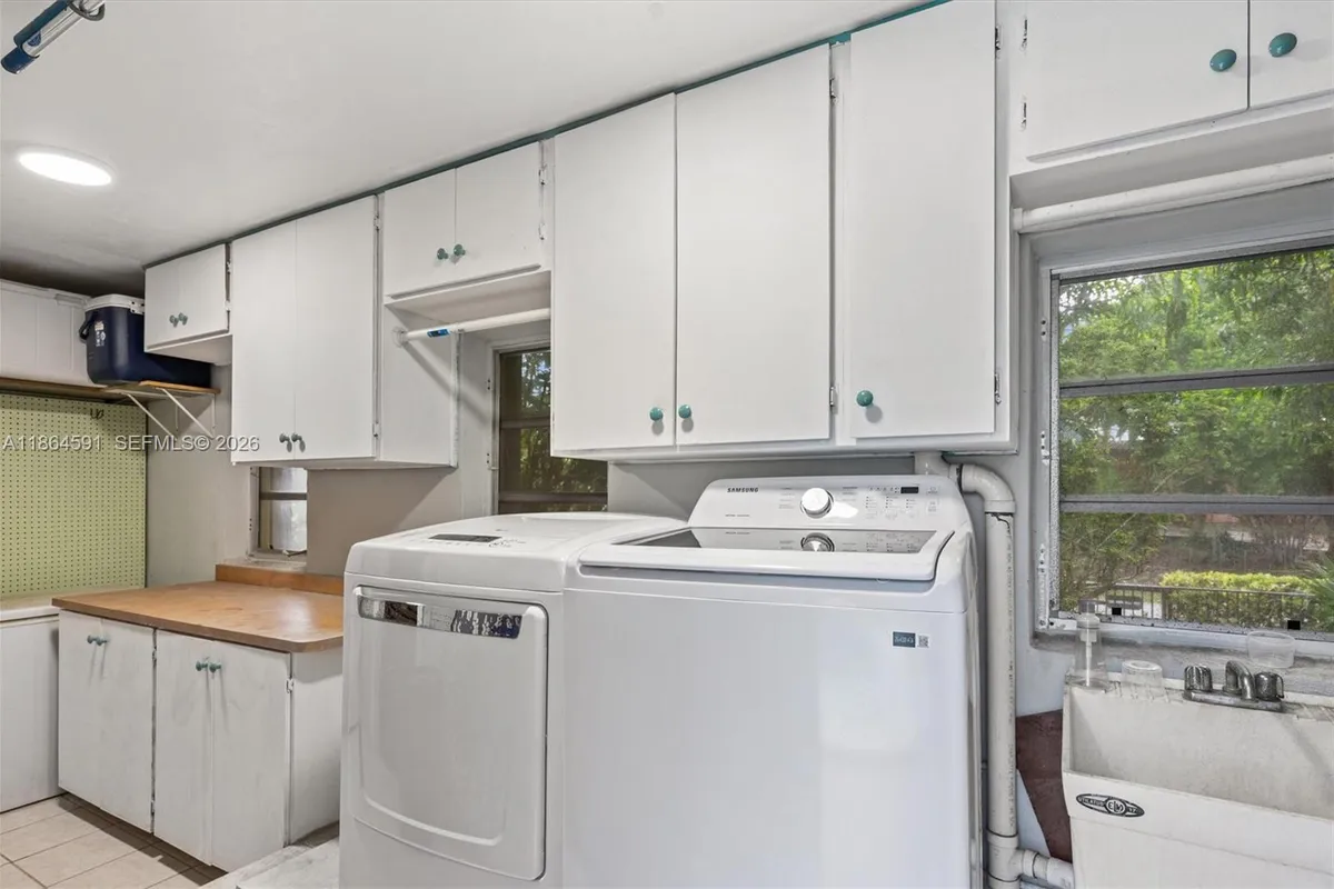 17625 SW 91st Ave., Palmetto Bay FL 33157