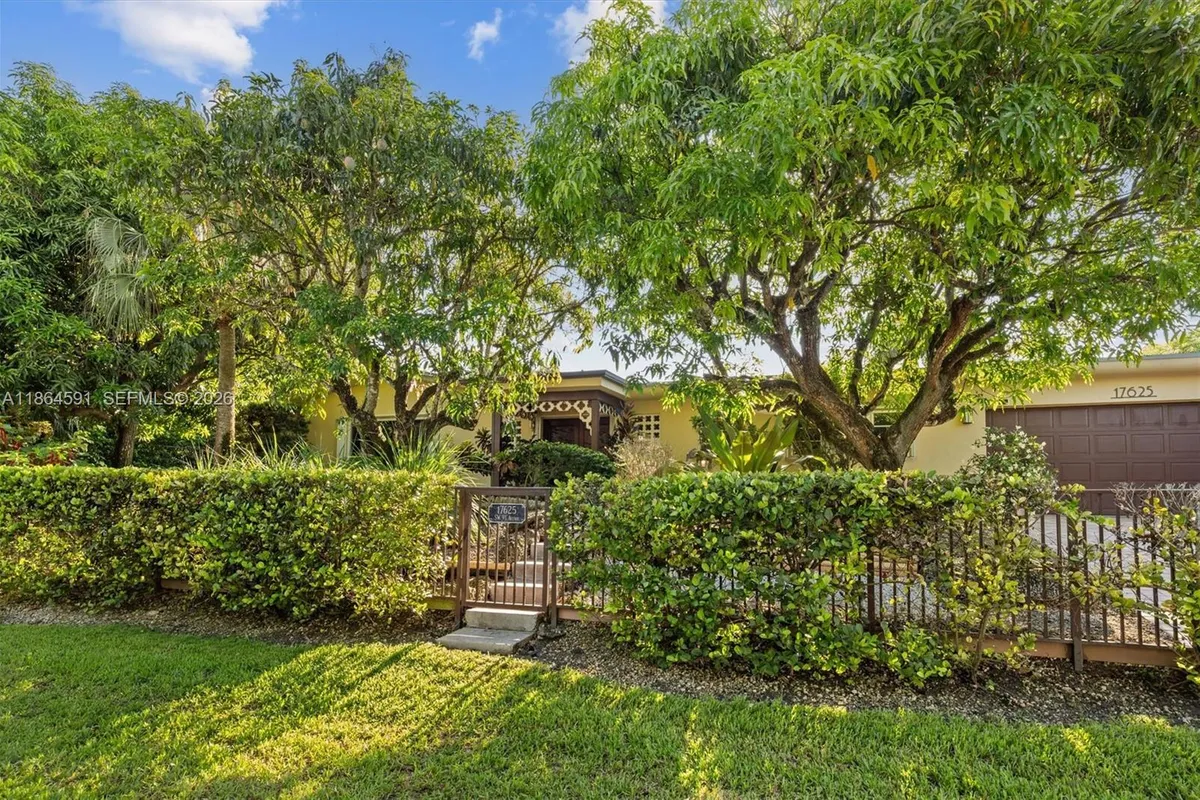 17625 SW 91st Ave., Palmetto Bay FL 33157