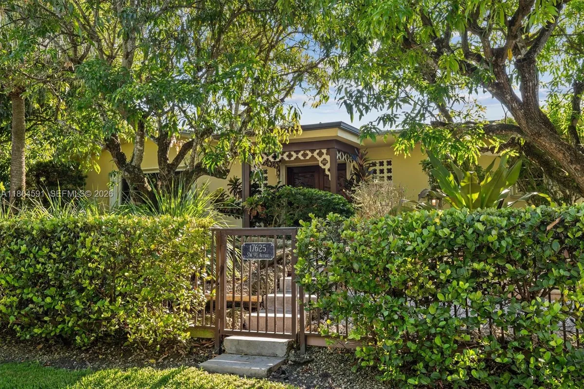 17625 SW 91st Ave., Palmetto Bay FL 33157