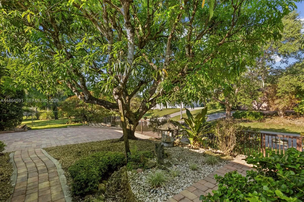 17625 SW 91st Ave., Palmetto Bay FL 33157